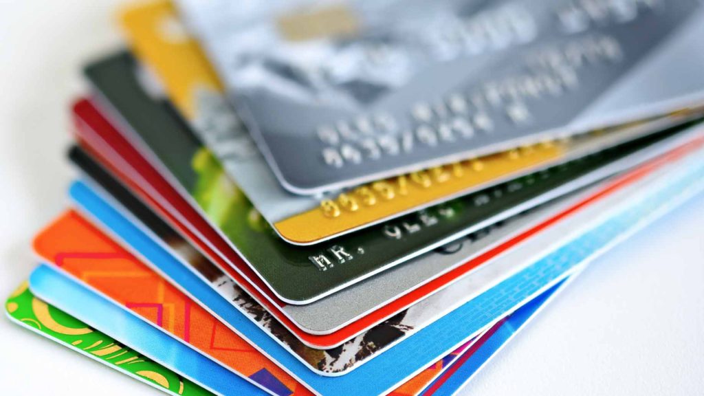Choosing the Right Credit Card - ApplyNowCredit.com